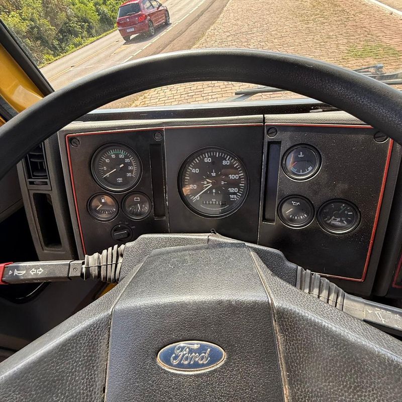 Ford Caminhões Cargo 1415 1998/1998 DL MOTORS LAJEADO / Carros no Vale