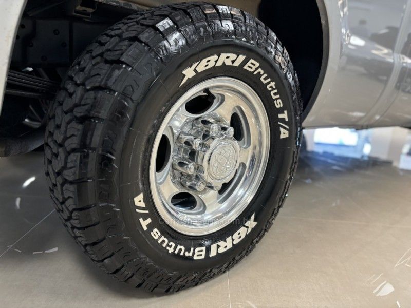 FORD F-250 4.2 XL 4X2 CS TURBO INTERCOOLER 1999/1999 LUIGGI AUTOMÓVEIS CARLOS BARBOSA / Carros no Vale