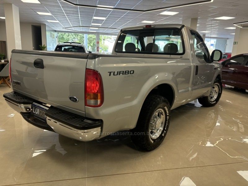 FORD F-250 4.2 XL 4X2 CS TURBO INTERCOOLER 1999/1999 LUIGGI AUTOMÓVEIS CARLOS BARBOSA / Carros no Vale