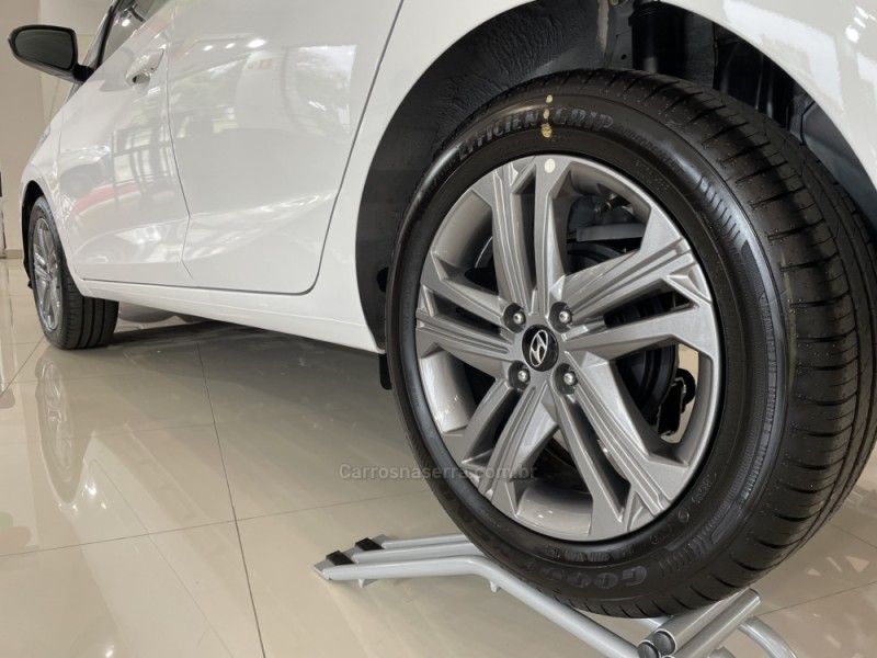 HYUNDAI HB20 1.0 12V COMFORT TGDI 2024/2025 LUIGGI AUTOMÓVEIS CARLOS BARBOSA / Carros no Vale