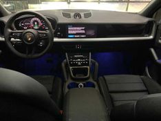 PORSCHE CAYENNE 3.0 V6 E-HYBRID AWD TIPTRONIC S 2024/2024 FÁBIO BERNARDES PORTO ALEGRE / Carros no Vale