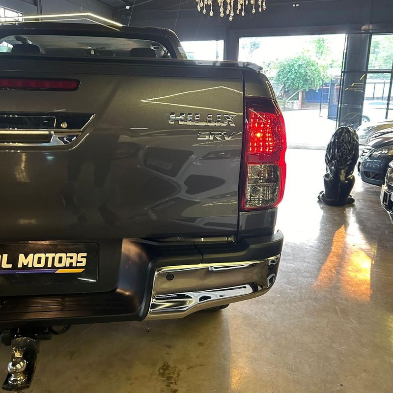 Toyota Hilux Cdsrva4fd 2022/2022 DL MOTORS LAJEADO / Carros no Vale