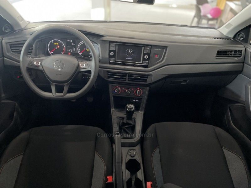 VOLKSWAGEN POLO 1.0 MI 16V 2024/2024 LUIGGI AUTOMÓVEIS CARLOS BARBOSA / Carros no Vale