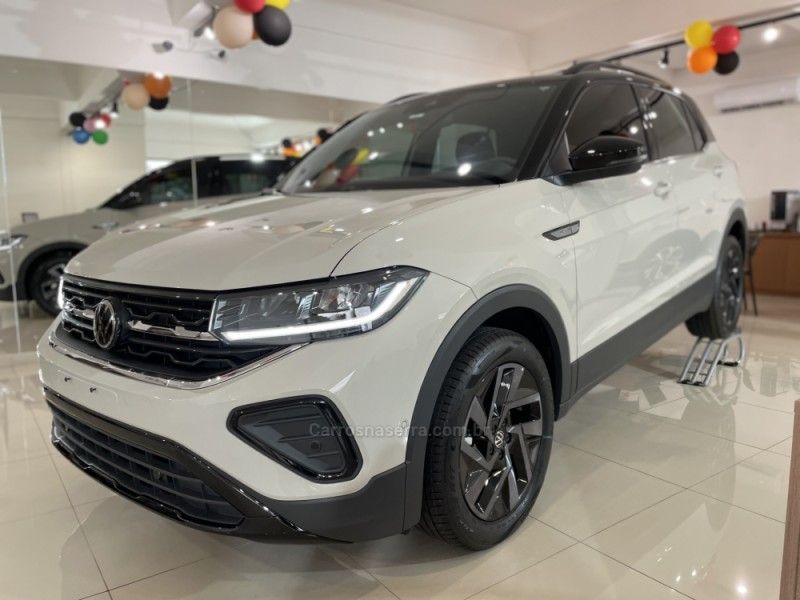 VOLKSWAGEN T-CROSS 1.4 HIGHLINE TSI 16V 2024/2025 LUIGGI AUTOMÓVEIS CARLOS BARBOSA / Carros no Vale