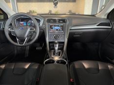 FORD FUSION 2.0 TITANIUM GTDI ECOBOOST FWD 2013/2014 GRIFFCAR MULTIMARCAS DOIS IRMÃOS / Carros no Vale