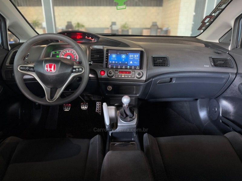 HONDA CIVIC 2.0 SI 16V 2007/2007 GRIFFCAR MULTIMARCAS DOIS IRMÃOS / Carros no Vale