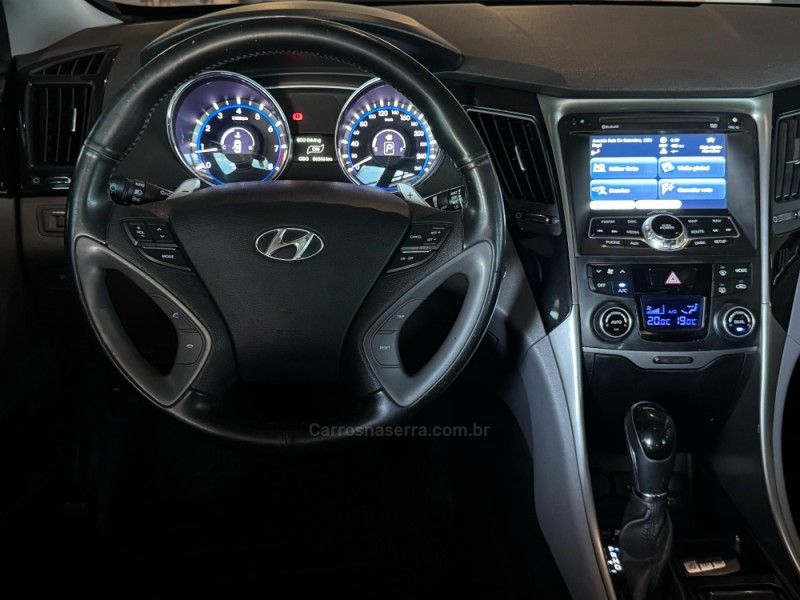 HYUNDAI SONATA 2.4 MPFI I4 16V 182CV 2013/2013 GRIFFCAR MULTIMARCAS DOIS IRMÃOS / Carros no Vale