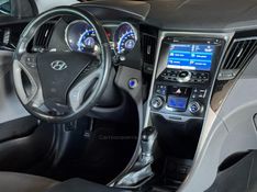 HYUNDAI SONATA 2.4 MPFI I4 16V 182CV 2013/2013 GRIFFCAR MULTIMARCAS DOIS IRMÃOS / Carros no Vale