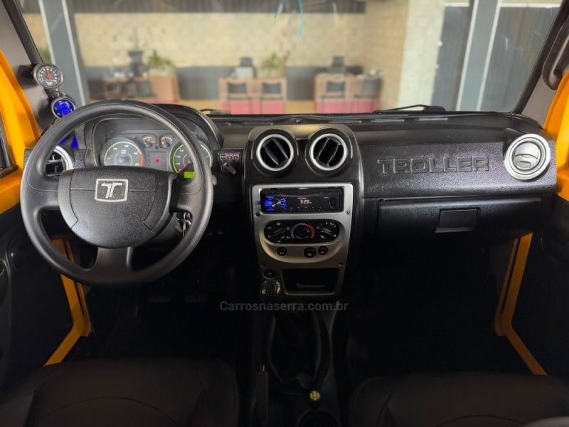 TROLLER T4 3.0 TETO RÍGIDO 16V TURBO ELETRONIC 2009/2010 GRIFFCAR MULTIMARCAS DOIS IRMÃOS / Carros no Vale