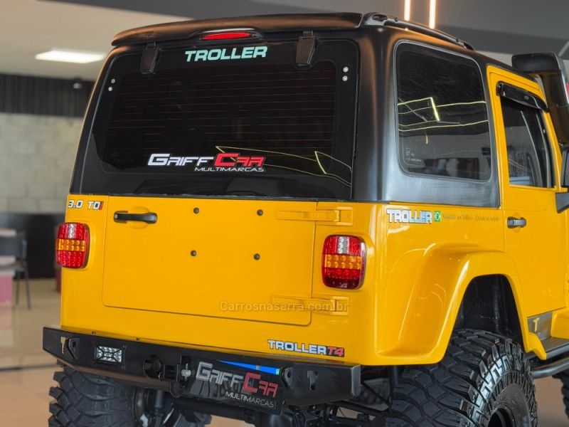TROLLER T4 3.0 TETO RÍGIDO 16V TURBO ELETRONIC 2009/2010 GRIFFCAR MULTIMARCAS DOIS IRMÃOS / Carros no Vale