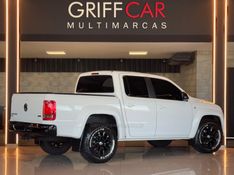 VOLKSWAGEN AMAROK 2.0 4X4 TDI COMFORTILINE CD 2018/2019 GRIFFCAR MULTIMARCAS DOIS IRMÃOS / Carros no Vale