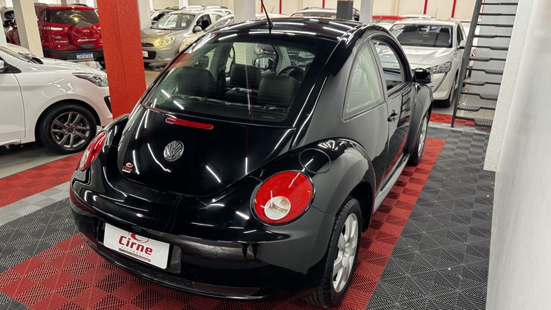 VOLKSWAGEN New Beetle 2.0 Mi Mec./. 2008/2009 CIRNE AUTOMÓVEIS SANTA MARIA / Carros no Vale