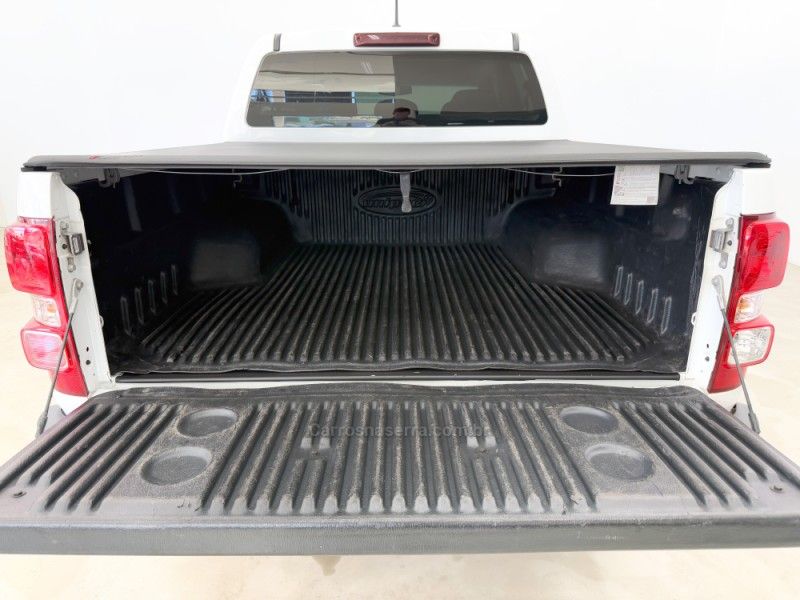 CHEVROLET S10 2.8 LS 4X4 CD 16V TURBO 2022/2023 FOCAR VEÍCULOS CAXIAS DO SUL / Carros no Vale
