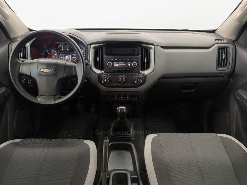 CHEVROLET S10 2.8 LS 4X4 CD 16V TURBO 2022/2023 FOCAR VEÍCULOS CAXIAS DO SUL / Carros no Vale