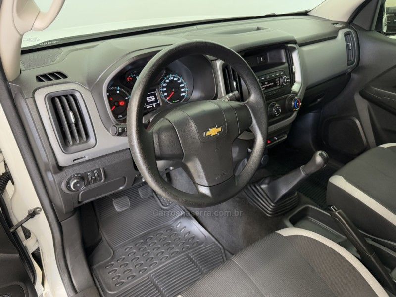 CHEVROLET S10 2.8 LS 4X4 CD 16V TURBO 2022/2023 FOCAR VEÍCULOS CAXIAS DO SUL / Carros no Vale