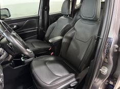 JEEP RENEGADE 2.0 16V TURBO LONGITUDE 4X4 2020/2020 SUL SERRA MOTORS CAXIAS DO SUL / Carros no Vale