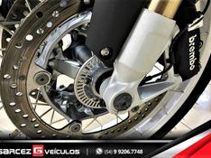 BMW R 1200 GS 2014/2015 GARCEZ VEÍCULOS BENTO GONÇALVES / Carros no Vale