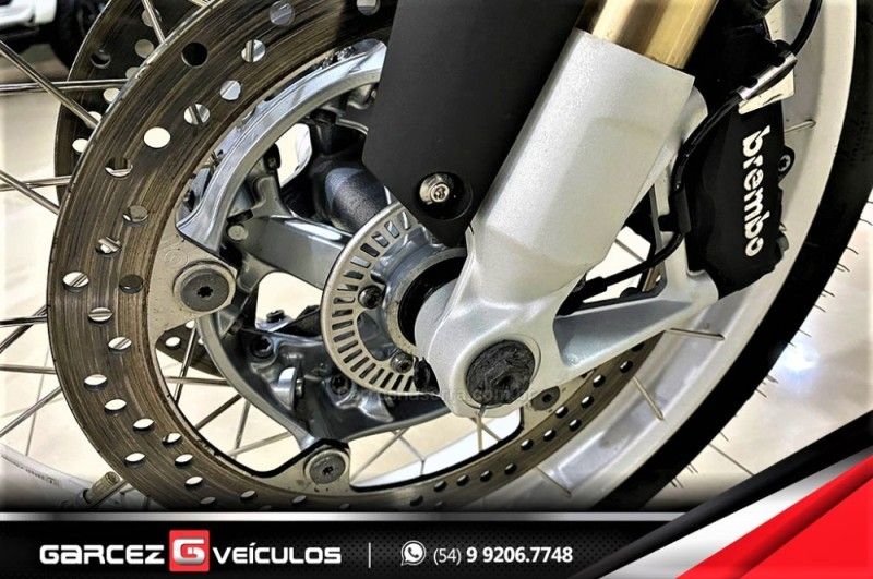 BMW R 1200 GS 2014/2015 GARCEZ VEÍCULOS BENTO GONÇALVES / Carros no Vale