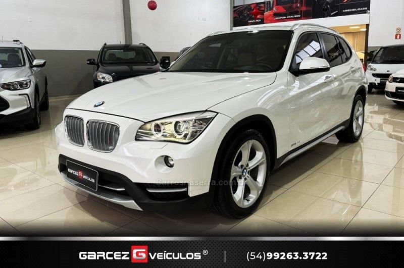 BMW X1 2.0 16V TURBO SDRIVE20I SPORT 2013/2014 GARCEZ VEÍCULOS BENTO GONÇALVES / Carros no Vale