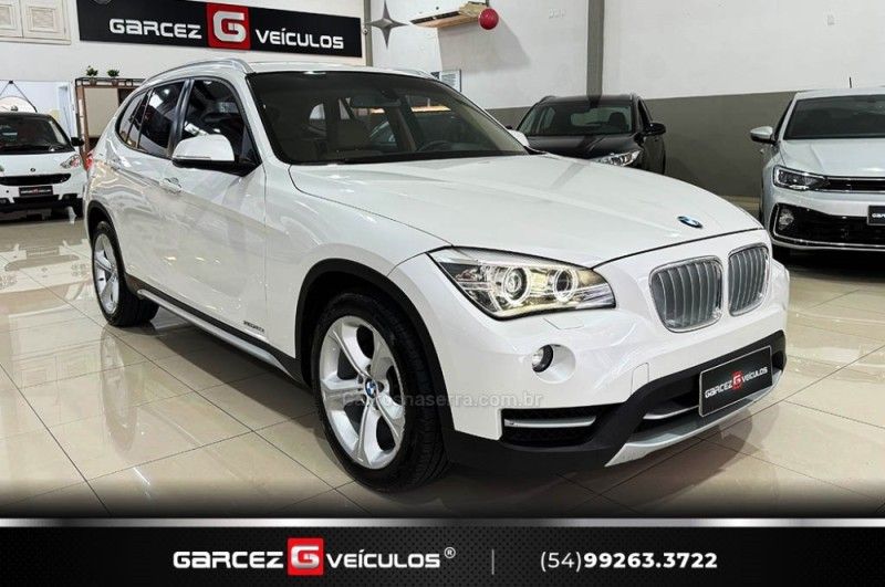 BMW X1 2.0 16V TURBO SDRIVE20I SPORT 2013/2014 GARCEZ VEÍCULOS BENTO GONÇALVES / Carros no Vale