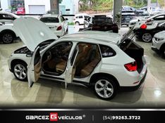 BMW X1 2.0 16V TURBO SDRIVE20I SPORT 2013/2014 GARCEZ VEÍCULOS BENTO GONÇALVES / Carros no Vale