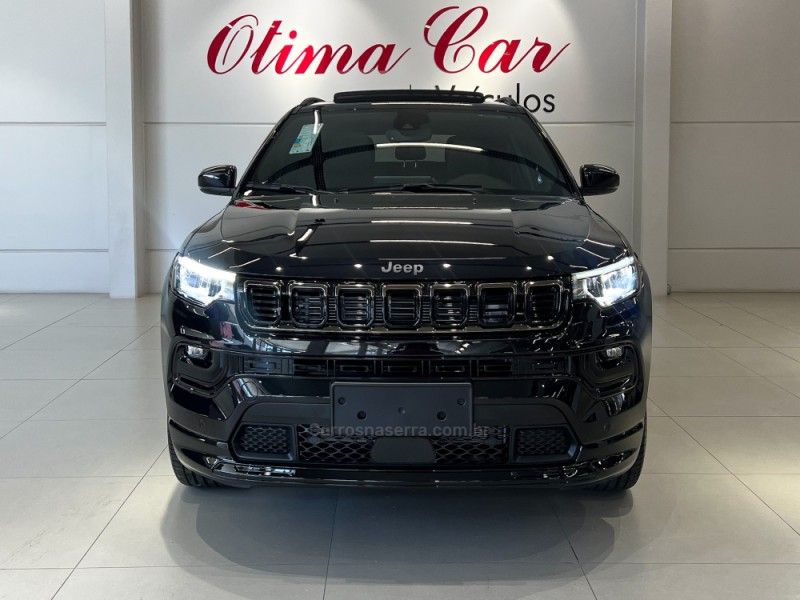 JEEP COMPASS 2.0 HURRICANE BLACKHAWK 4X4 TURBO 2024/2025 ÓTIMA CAR FLORES DA CUNHA / Carros no Vale
