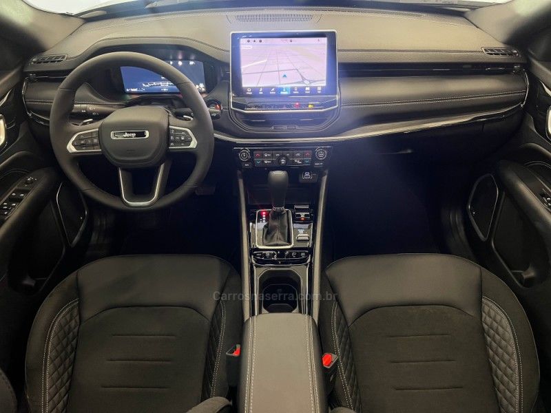 JEEP COMPASS 2.0 HURRICANE BLACKHAWK 4X4 TURBO 2024/2025 ÓTIMA CAR FLORES DA CUNHA / Carros no Vale