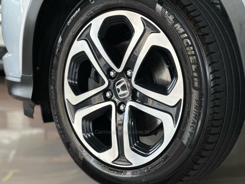 HONDA HR-V 1.8 16V EXL 2016/2016 GRIFFCAR MULTIMARCAS DOIS IRMÃOS / Carros no Vale