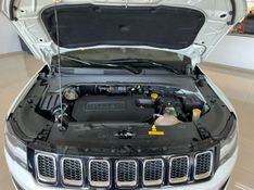 JEEP COMPASS 2.0 16V LONGITUDE 4X4 2017/2017 CIMIRRO AUTOMÓVEIS TAQUARA / Carros no Vale
