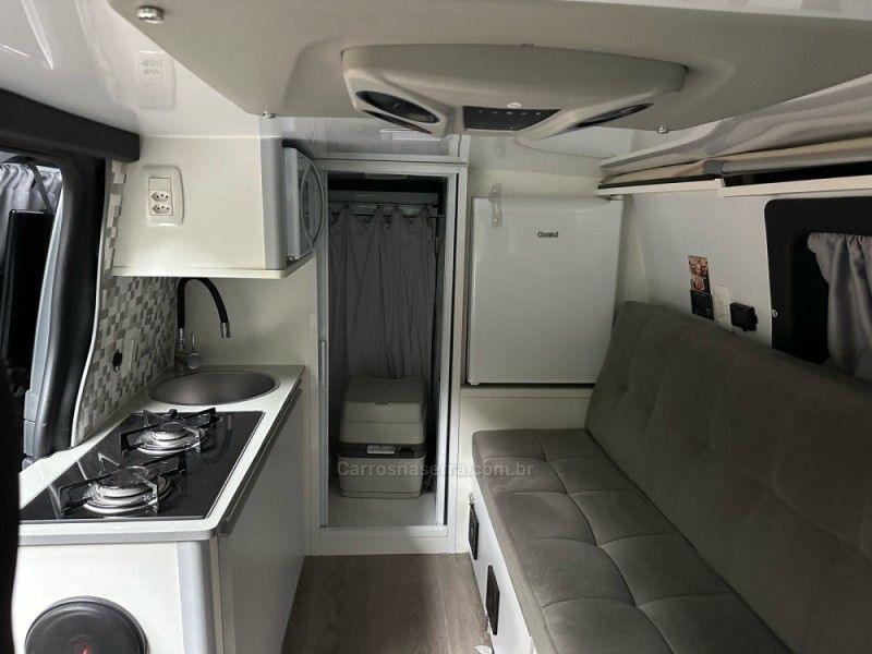 FIAT SCUDO CARGO 1.5 BLUEHDI MULTI 2023/2024 KASPER VEÍCULOS DOIS IRMÃOS / Carros no Vale