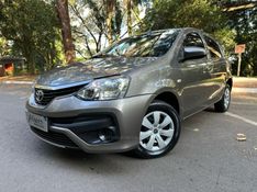 TOYOTA ETIOS 1.3 X 16V 2017/2018 KASPER VEÍCULOS DOIS IRMÃOS / Carros no Vale