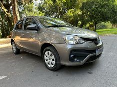 TOYOTA ETIOS 1.3 X 16V 2017/2018 KASPER VEÍCULOS DOIS IRMÃOS / Carros no Vale