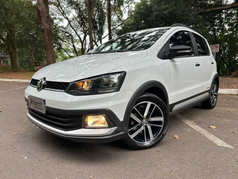 VOLKSWAGEN FOX 1.6 MSI XTREME 8V 2021/2021 KASPER VEÍCULOS DOIS IRMÃOS / Carros no Vale