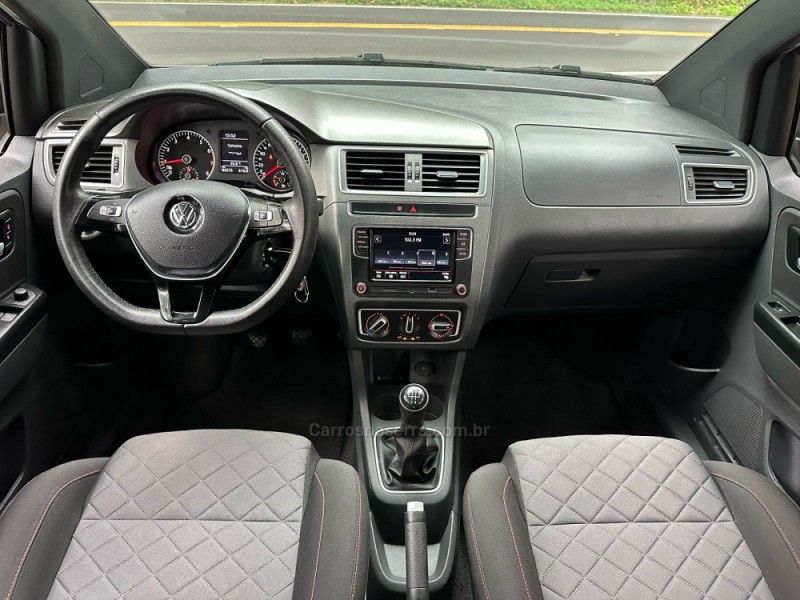 VOLKSWAGEN FOX 1.6 MSI XTREME 8V 2021/2021 KASPER VEÍCULOS DOIS IRMÃOS / Carros no Vale
