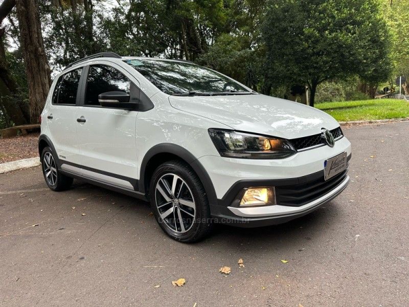 VOLKSWAGEN FOX 1.6 MSI XTREME 8V 2021/2021 KASPER VEÍCULOS DOIS IRMÃOS / Carros no Vale