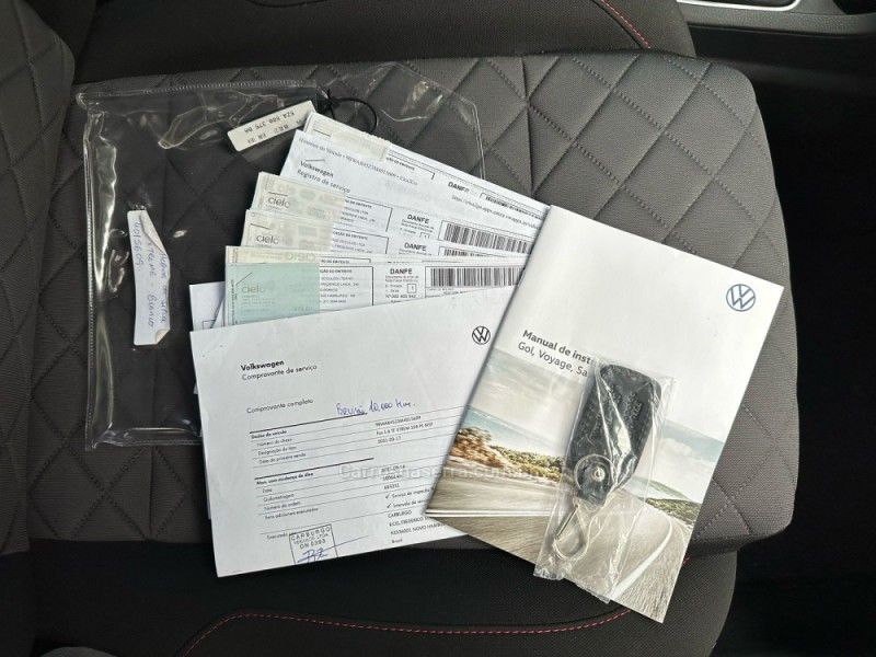 VOLKSWAGEN FOX 1.6 MSI XTREME 8V 2021/2021 KASPER VEÍCULOS DOIS IRMÃOS / Carros no Vale