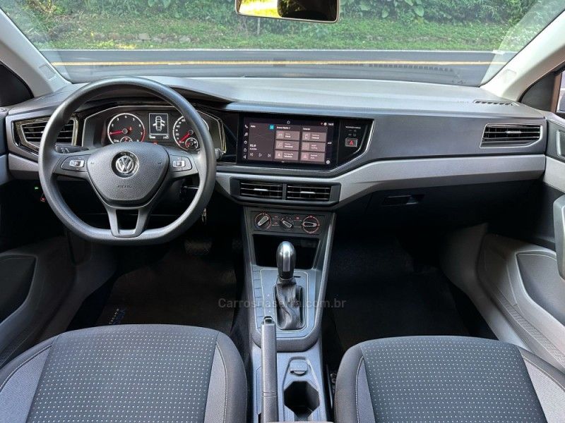 VOLKSWAGEN VIRTUS 1.0 200 TSI COMFORTLINE 2021/2022 KASPER VEÍCULOS DOIS IRMÃOS / Carros no Vale