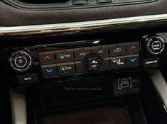JEEP COMMANDER 1.3 OVERLAND T270 16V 4X2 TURBO 2023/2023 FOCAR VEÍCULOS CAXIAS DO SUL / Carros no Vale