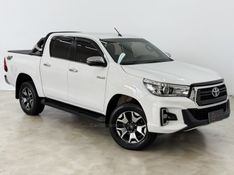 TOYOTA HILUX 2.8 SRX 4X4 CD 16V 2018/2019 FOCAR VEÍCULOS CAXIAS DO SUL / Carros no Vale