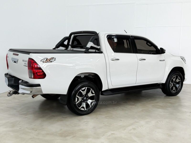 TOYOTA HILUX 2.8 SRX 4X4 CD 16V 2018/2019 FOCAR VEÍCULOS CAXIAS DO SUL / Carros no Vale