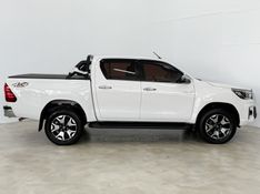 TOYOTA HILUX 2.8 SRX 4X4 CD 16V 2018/2019 FOCAR VEÍCULOS CAXIAS DO SUL / Carros no Vale