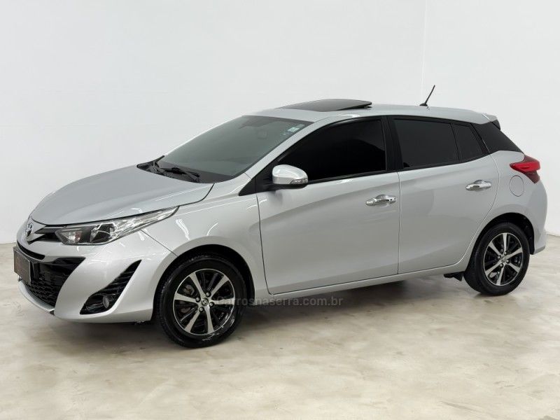 TOYOTA YARIS 1.5 XLS 2018/2019 FOCAR VEÍCULOS CAXIAS DO SUL / Carros no Vale