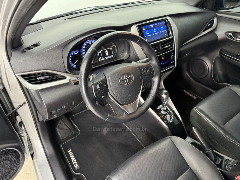TOYOTA YARIS 1.5 XLS 2018/2019 FOCAR VEÍCULOS CAXIAS DO SUL / Carros no Vale