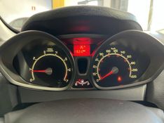 FORD FIESTA 1.6 SE HATCH 16V 2012/2012 PRIME MULTIMARCAS CAXIAS DO SUL / Carros no Vale