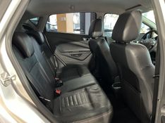 FORD FIESTA 1.6 TITANIUM HATCH 16V 2014/2015 PRIME MULTIMARCAS CAXIAS DO SUL / Carros no Vale