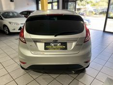 FORD FIESTA 1.6 TITANIUM HATCH 16V 2014/2015 PRIME MULTIMARCAS CAXIAS DO SUL / Carros no Vale