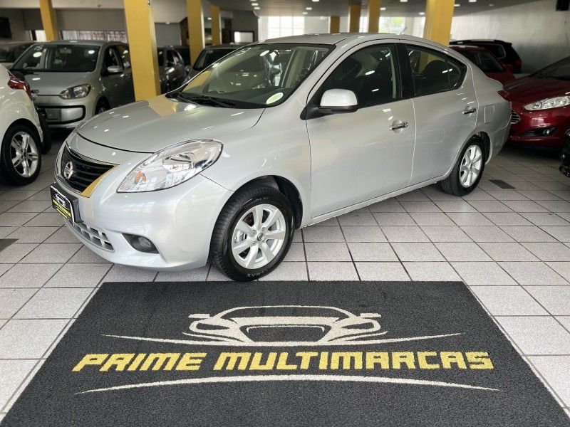 NISSAN VERSA 1.6 16V SL 2013/2013 PRIME MULTIMARCAS CAXIAS DO SUL / Carros no Vale