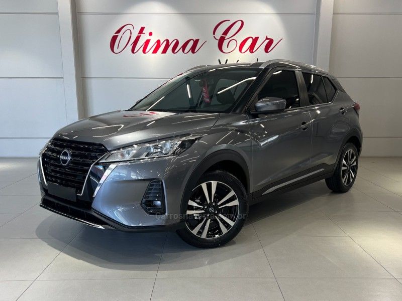 NISSAN KICKS 1.6 ADVANCE 16V 2024/2025 ÓTIMA CAR FLORES DA CUNHA / Carros no Vale