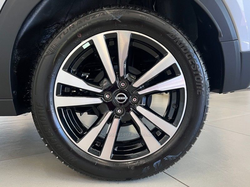 NISSAN KICKS 1.6 SENSE 16V 2024/2025 ÓTIMA CAR FLORES DA CUNHA / Carros no Vale
