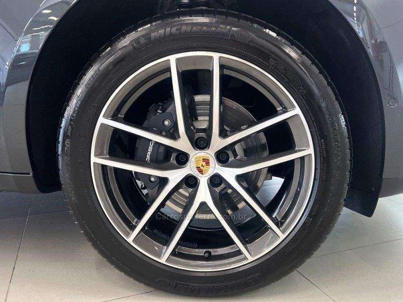 PORSCHE MACAN 2.0 16V 2024/2025 ÓTIMA CAR FLORES DA CUNHA / Carros no Vale